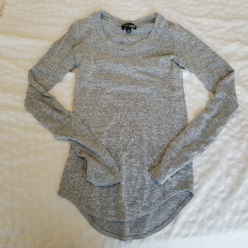 Wilfred Free XXS long sleeve grey top